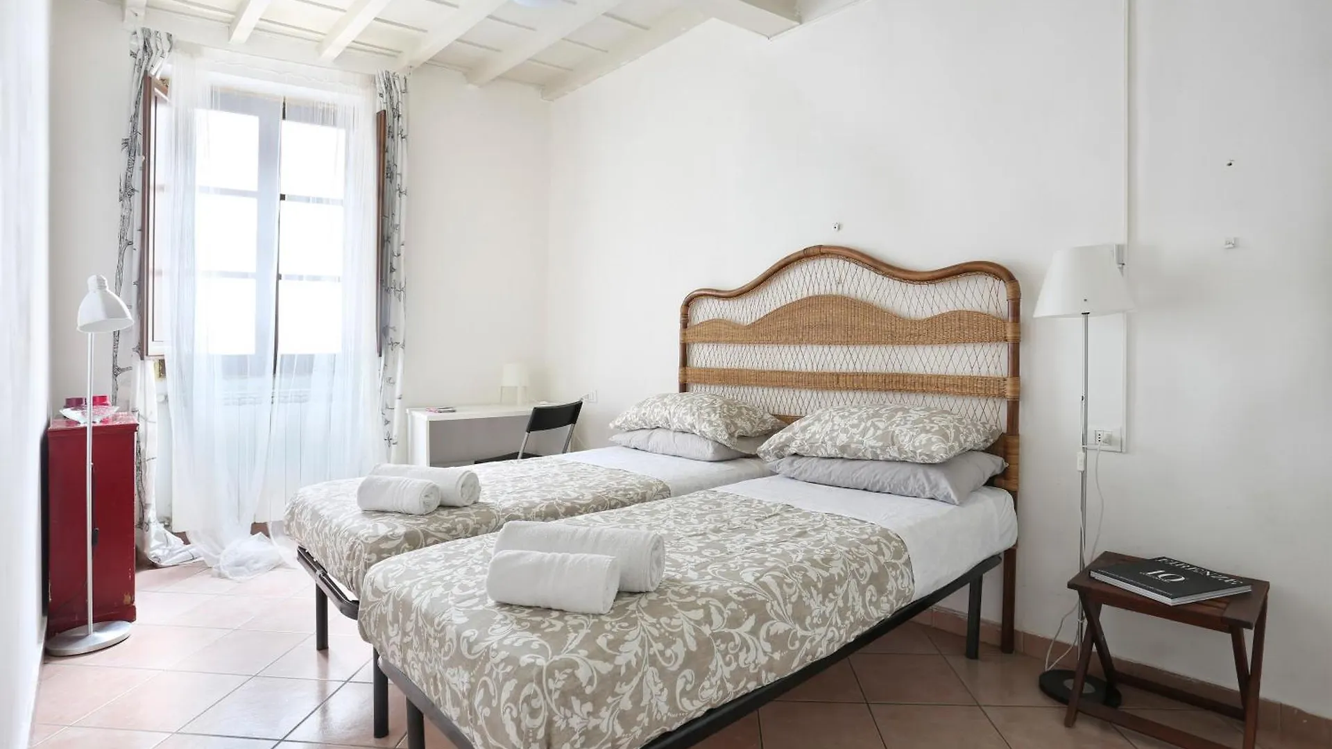 Firenze Central Room For Rent